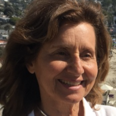 Sara Caputo Photo 18