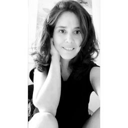 Rocio Rojo Photo 8