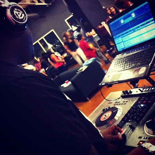 Robert Slaughter Photo 18