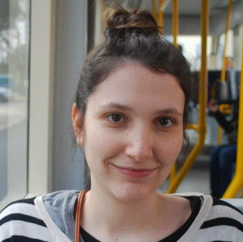 Ellen Vincent Photo 14