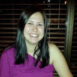 Laura Hardy Photo 5