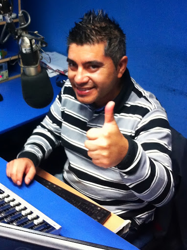 Rigoberto Flores Photo 14