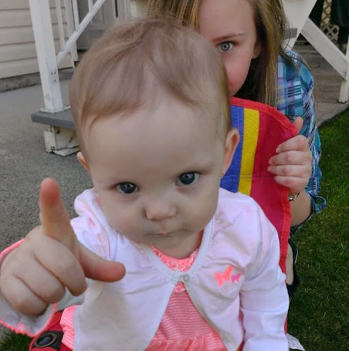 Angela Keith Photo 34