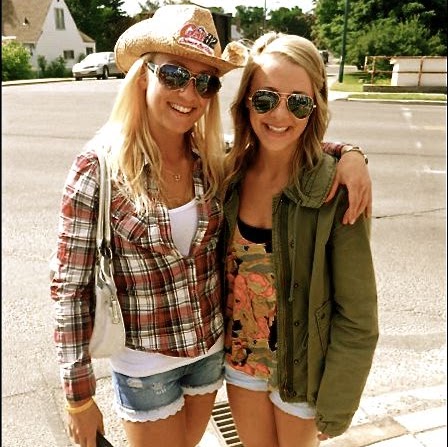 Jodi Anderson Photo 9