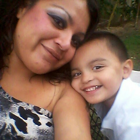 Julia Gutierrez Photo 13