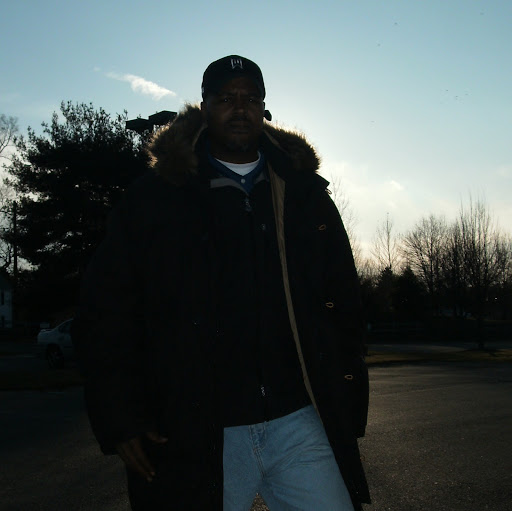 Shannon Rowe Photo 17