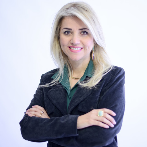 Carla Becker Photo 30