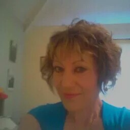 Alison Bond Photo 3