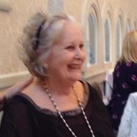 Sara Simpson Photo 11