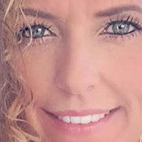 Sharon Sutherland Photo 27