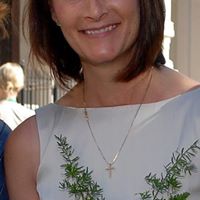 Carrie Donahue Photo 7