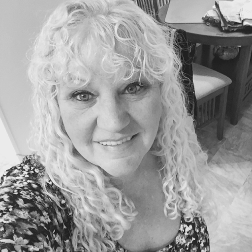 Theresa Lewis Photo 37