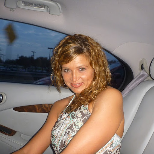 Erin Goins Photo 22
