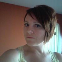 Emilie Ritchie Photo 4