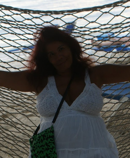 Jacqueline Sanchez Photo 13
