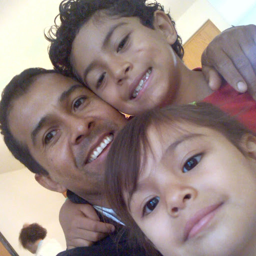 Eduardo Reyes Photo 38