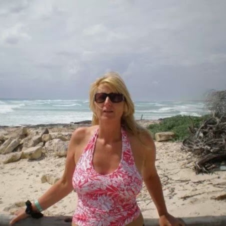 Susan Pearce Photo 32