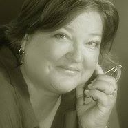 Katherine Bennett Photo 24