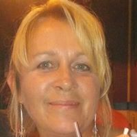 Debra Queen Photo 16