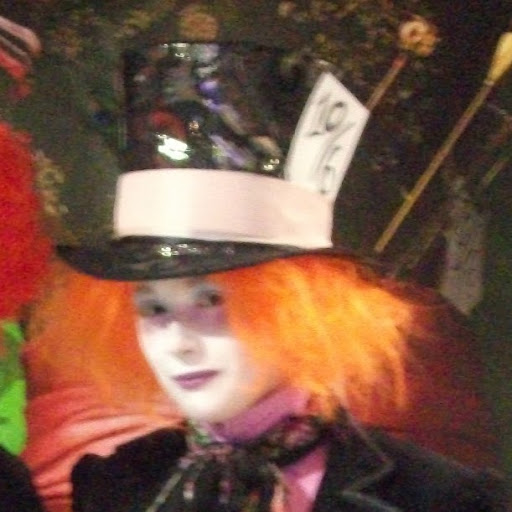 Alice Summers Photo 3