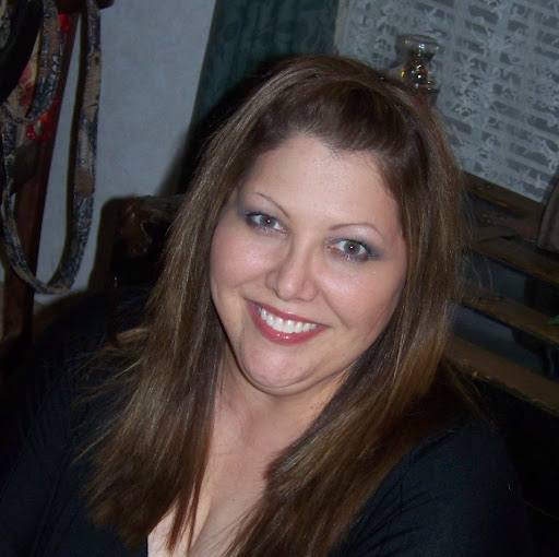 Leigh Sullivan Photo 40