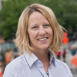 Elizabeth Rinehart Photo 26