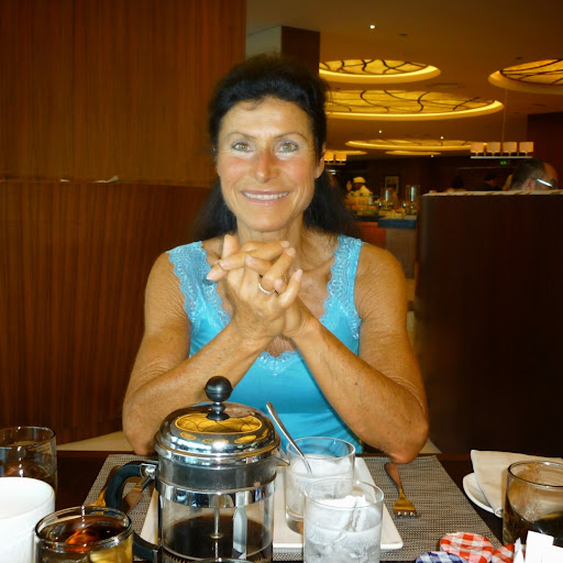 Elisabeth Novak Photo 10