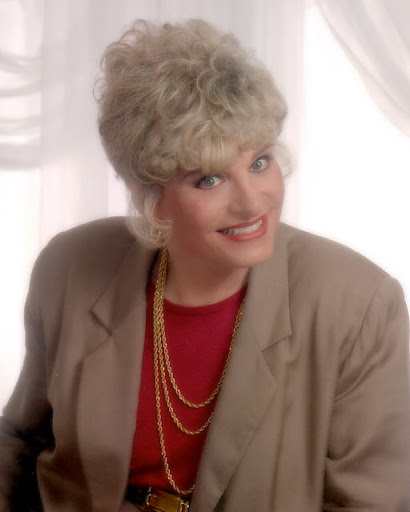 Christine Samson Photo 7