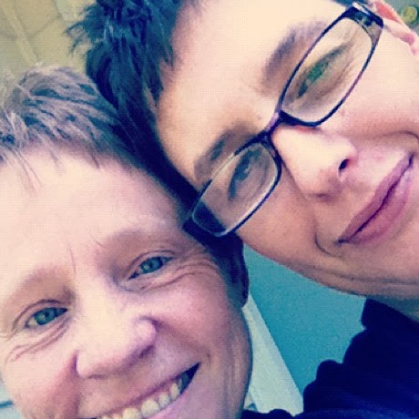 Traci Elliott Photo 17