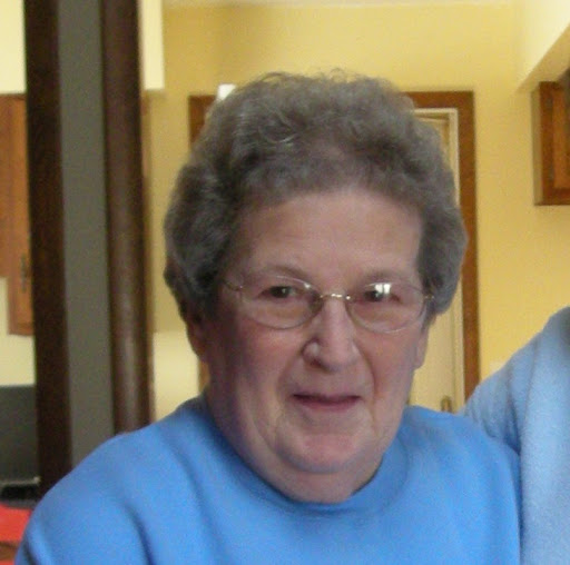 Marilyn Weaver Photo 8