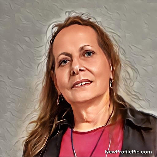 Sue Wyatt Photo 14