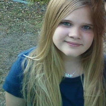 Sarah Gibbs Photo 36