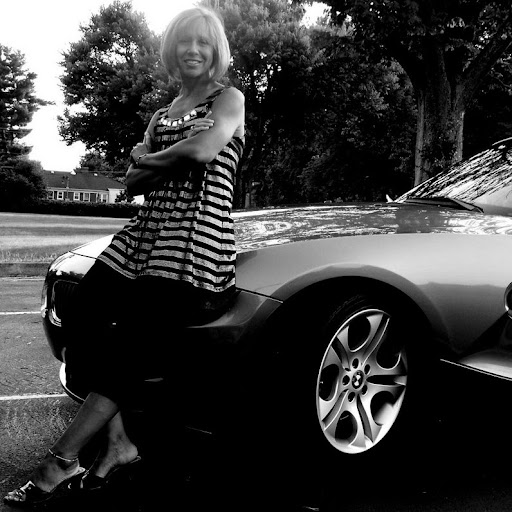 Amy Mitchell Photo 21