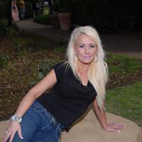 Shanna Rodgers Photo 18