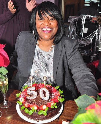 Angela Roper Photo 28