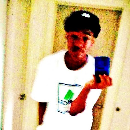 Tracy Lyons Photo 32