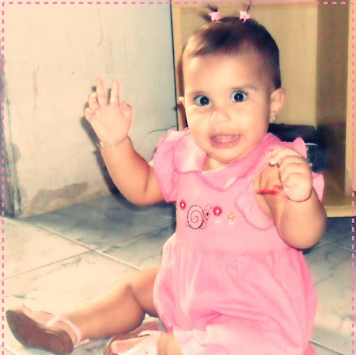Kimberly Reis Photo 3