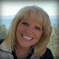 Lisa Littleton Photo 12