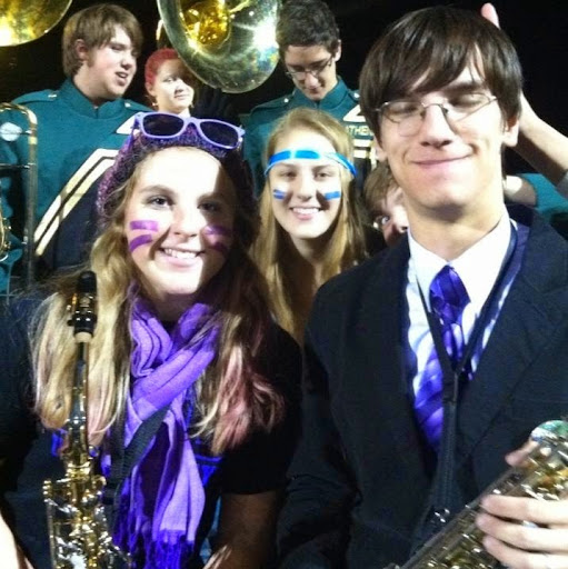 Heather Wolf Photo 22