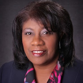 Cynthia Mitchell Photo 28
