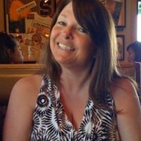 Debbie Ruiz Photo 34