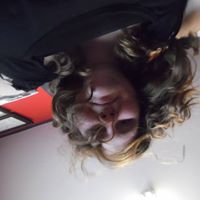 April Wilkinson Photo 17