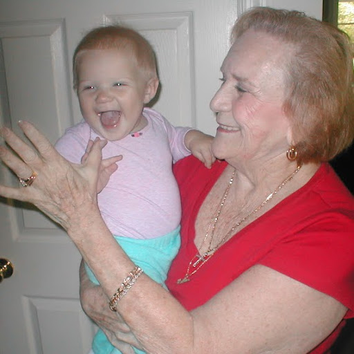 Stephanie Moreland Photo 6