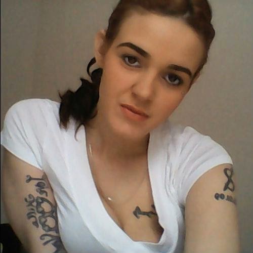 Kristen Gibson Photo 22