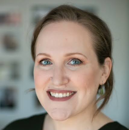 Jenny Smith Photo 46