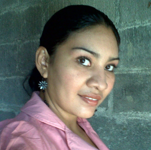 Janet Salinas Photo 18