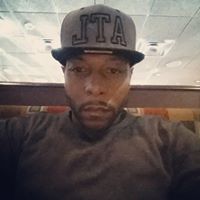 Demetrius Foster Photo 12