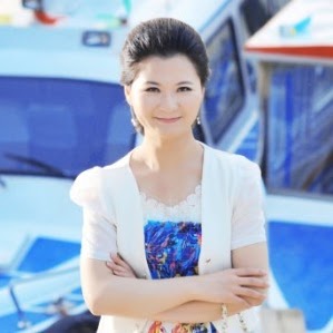 Janet Zhang Photo 12