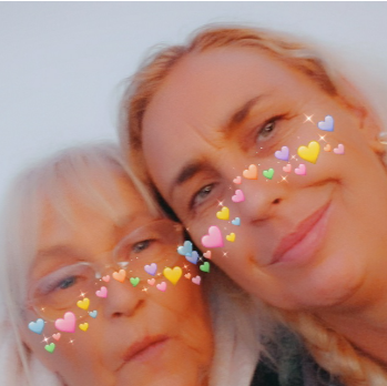 Carol Farrell Photo 13