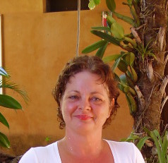 Rebecca Eaton Photo 42